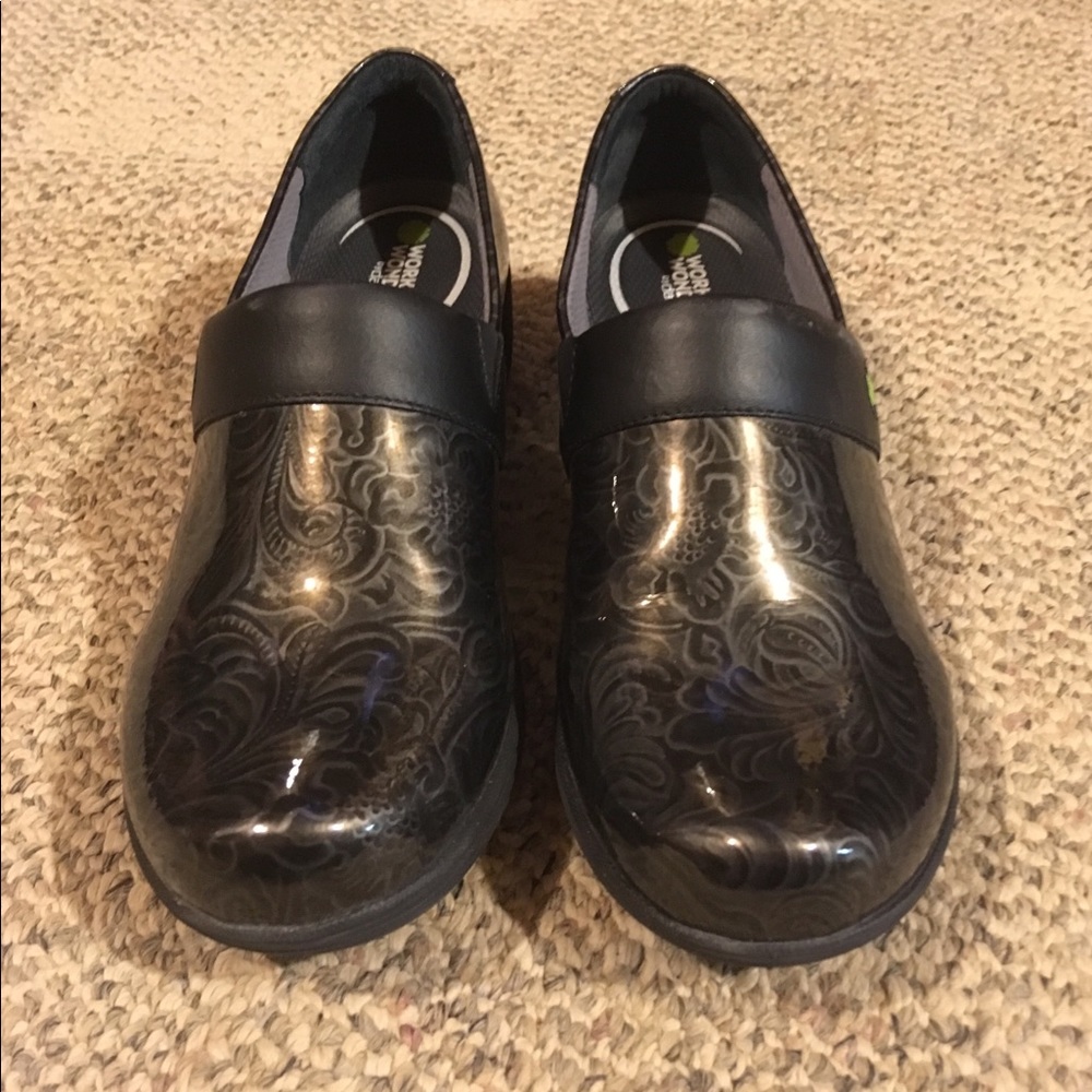 Dansko Work Wonders Size 40